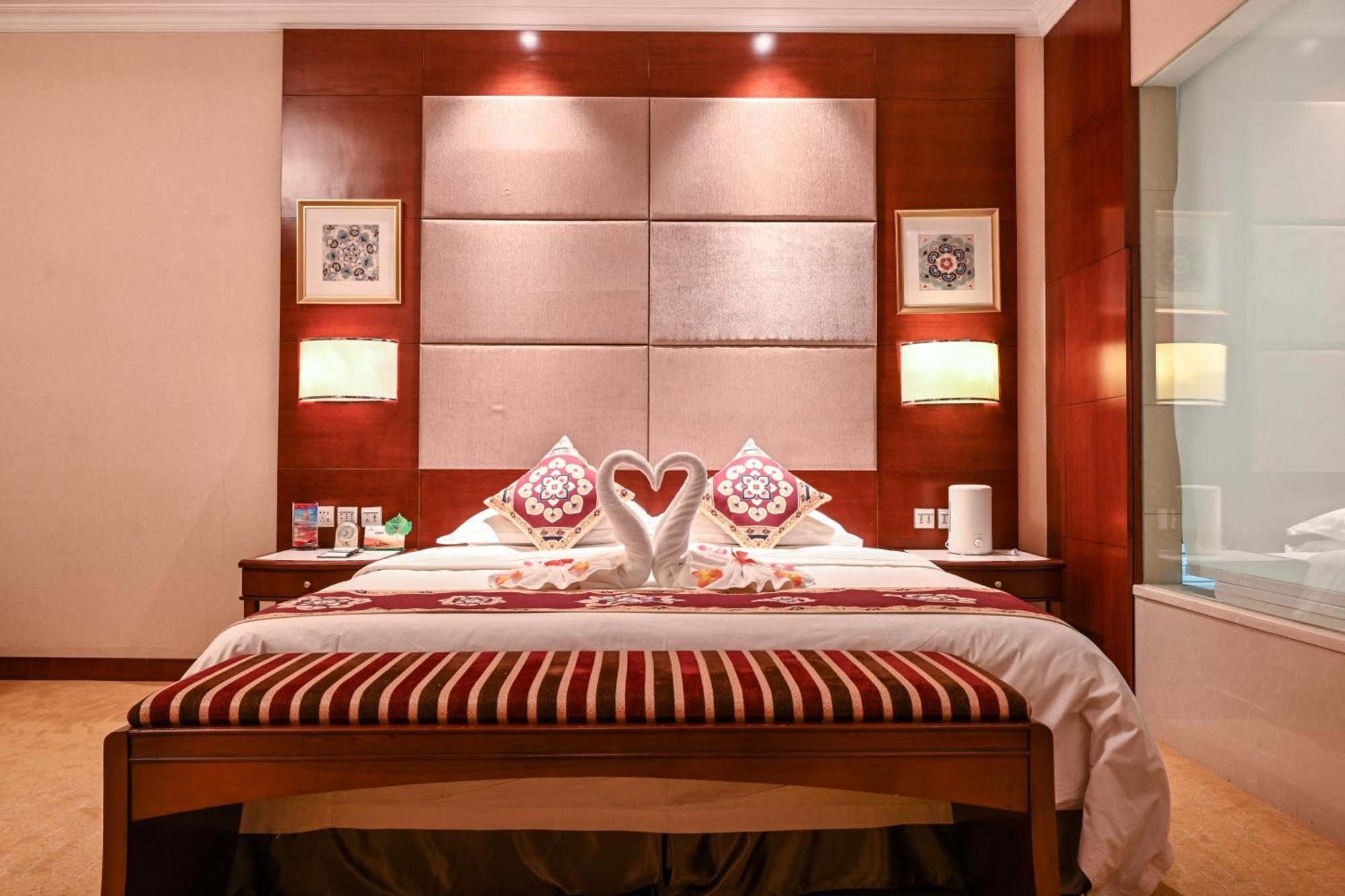 Dunhuang Hotel Eksteriør bilde